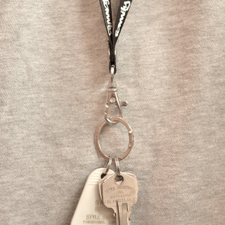 Cloveru-Neck-Strap4.jpg