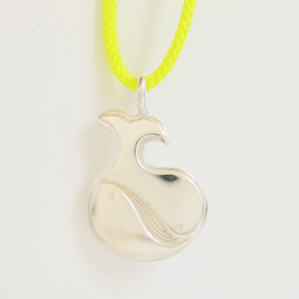 WHALE-LOVE黄サブ1.png